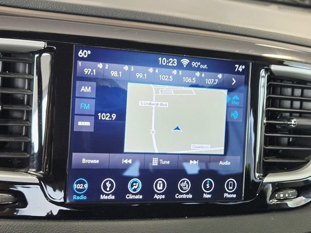 Used 2019 Chrysler Pacifica Touring Plus w/ Advanced Safetytec Group FWD image 23