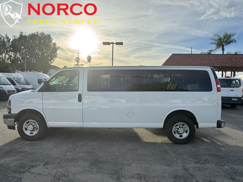 Used 2020 Chevrolet Express 3500 LT w/ LT Preferred Equipment Group RWD image 7