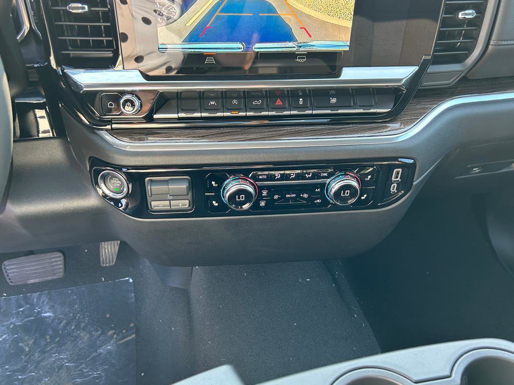 New 2026 GMC Sierra 1500 Elevation image 11