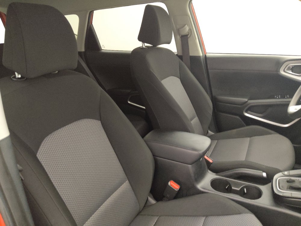 Used 2022 Kia Soul LX FWD image 21