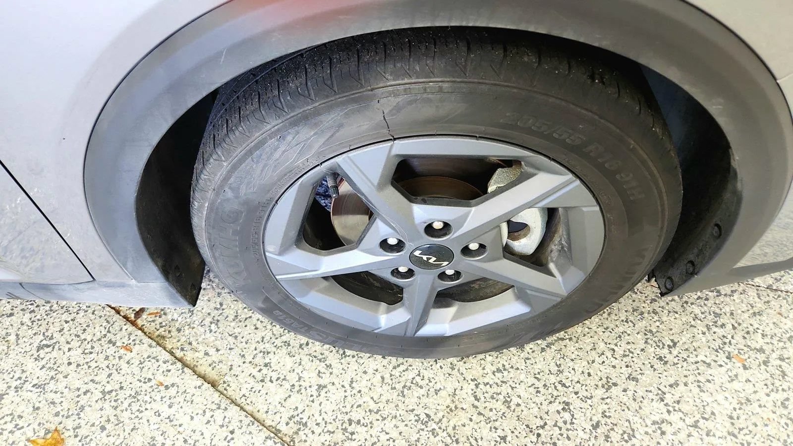 Used 2025 Kia K4 FWD image 30