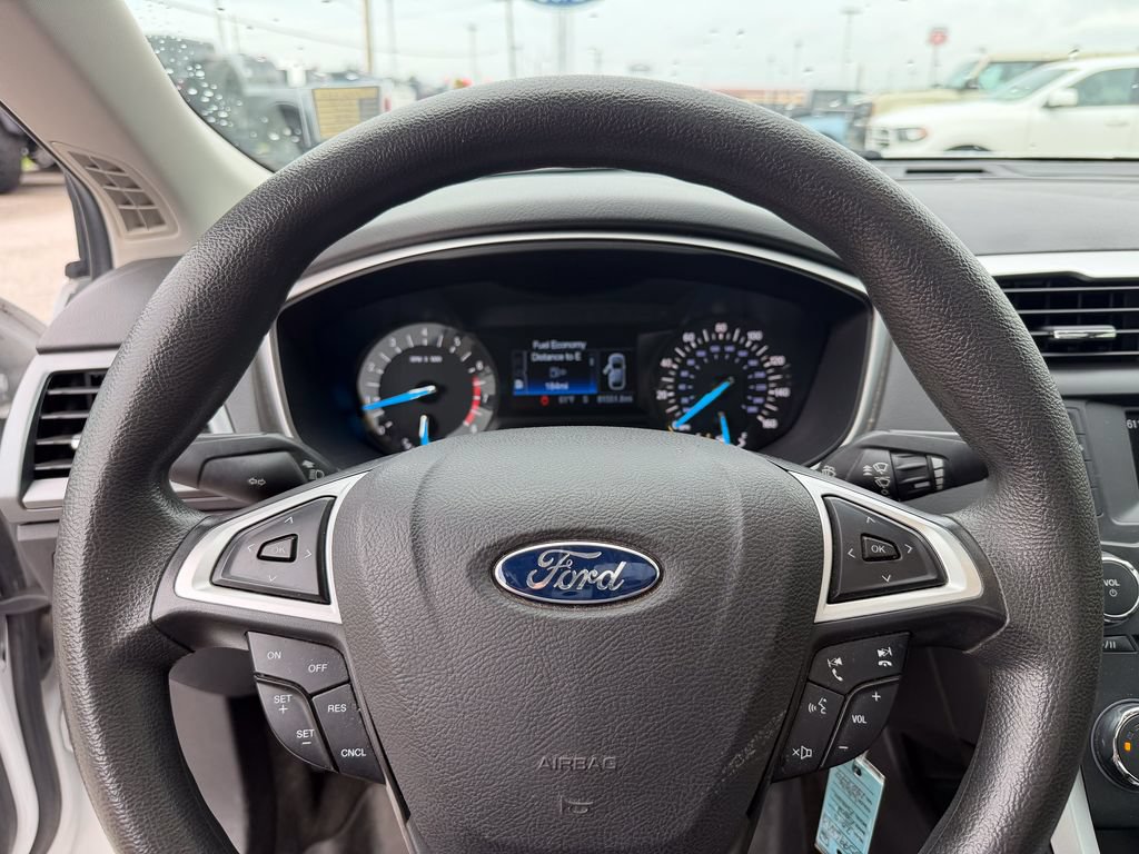 Used 2015 Ford Fusion SE FWD image 20