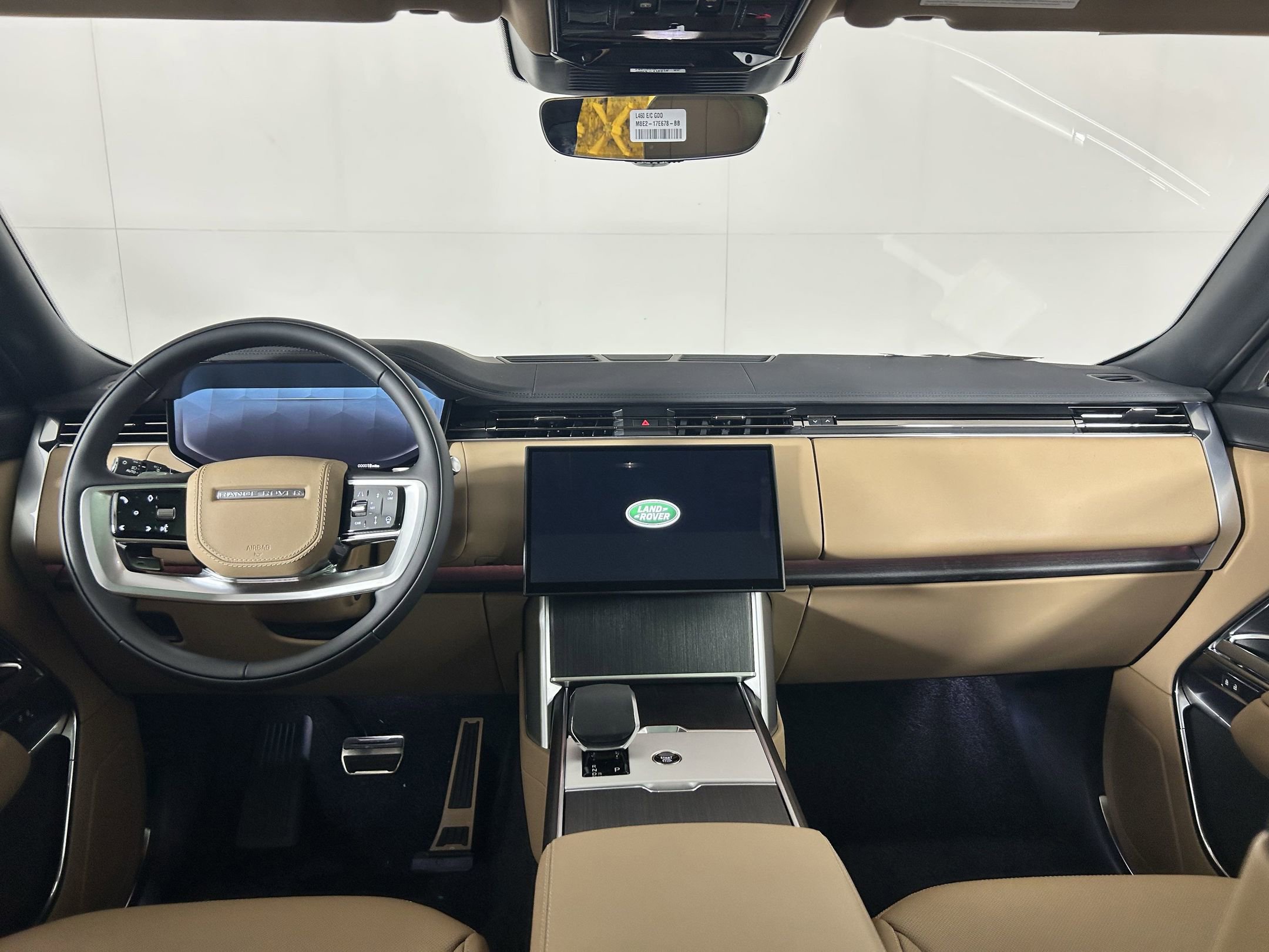 New 2025 Land Rover Range Rover SE image 12