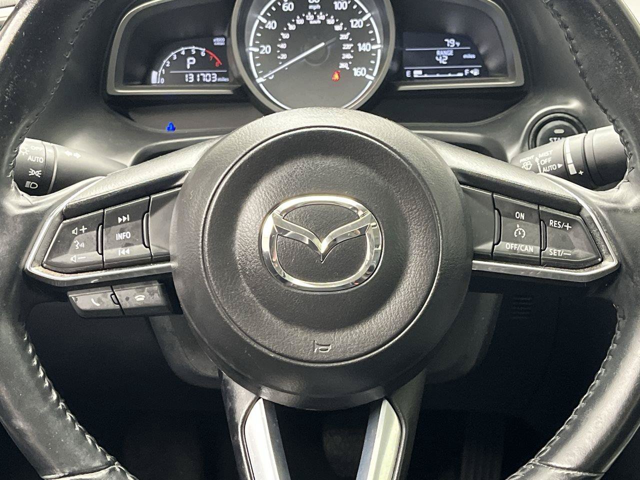 Used 2018 MAZDA MAZDA3 Touring FWD image 12