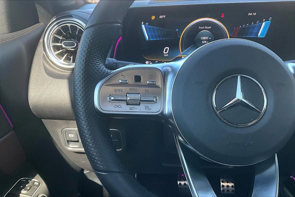 Used 2023 Mercedes-Benz GLB 35 AMG 4MATIC image 24