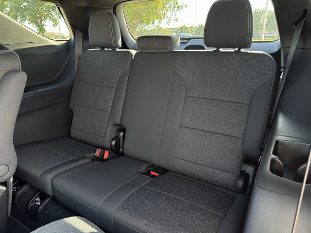 New 2027 Chevrolet Traverse LT FWD image 23