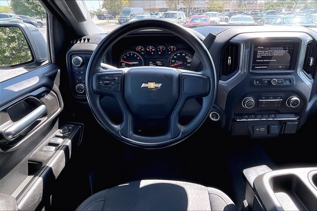 Used 2022 Chevrolet Silverado 1500 Custom AWD/4WD image 5