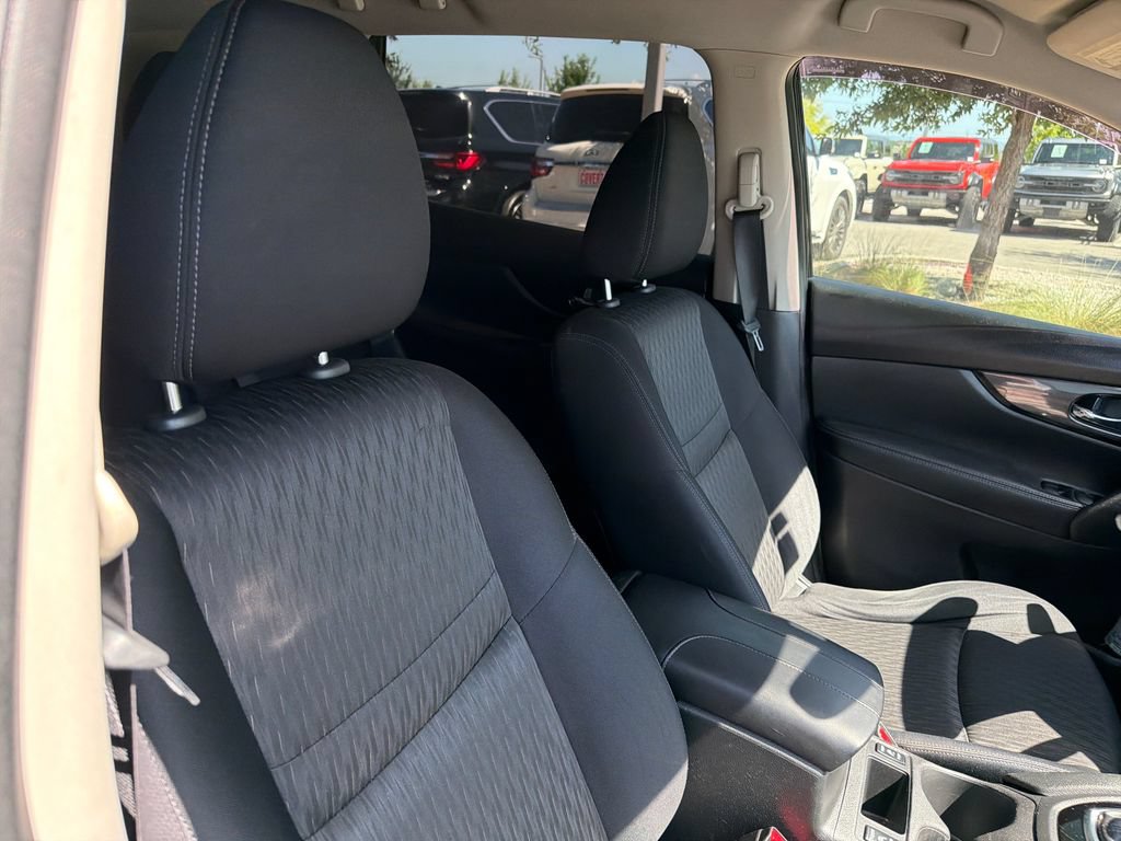 Used 2018 Nissan Rogue S w/ S Value Package FWD image 36