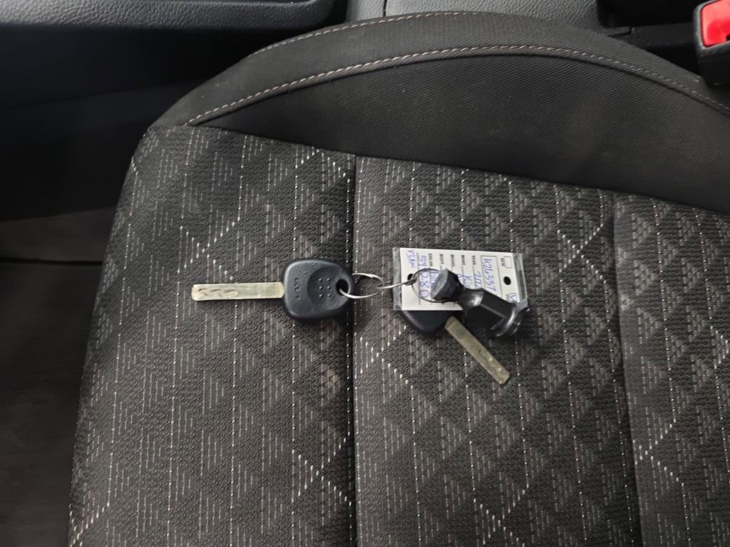 Used 2023 Kia Rio LX image 33