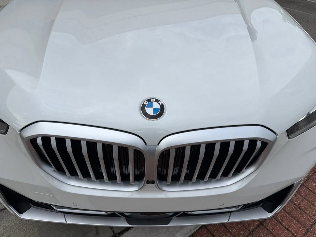New 2026 BMW X5 sDrive40i w/ Premium Package RWD image 12