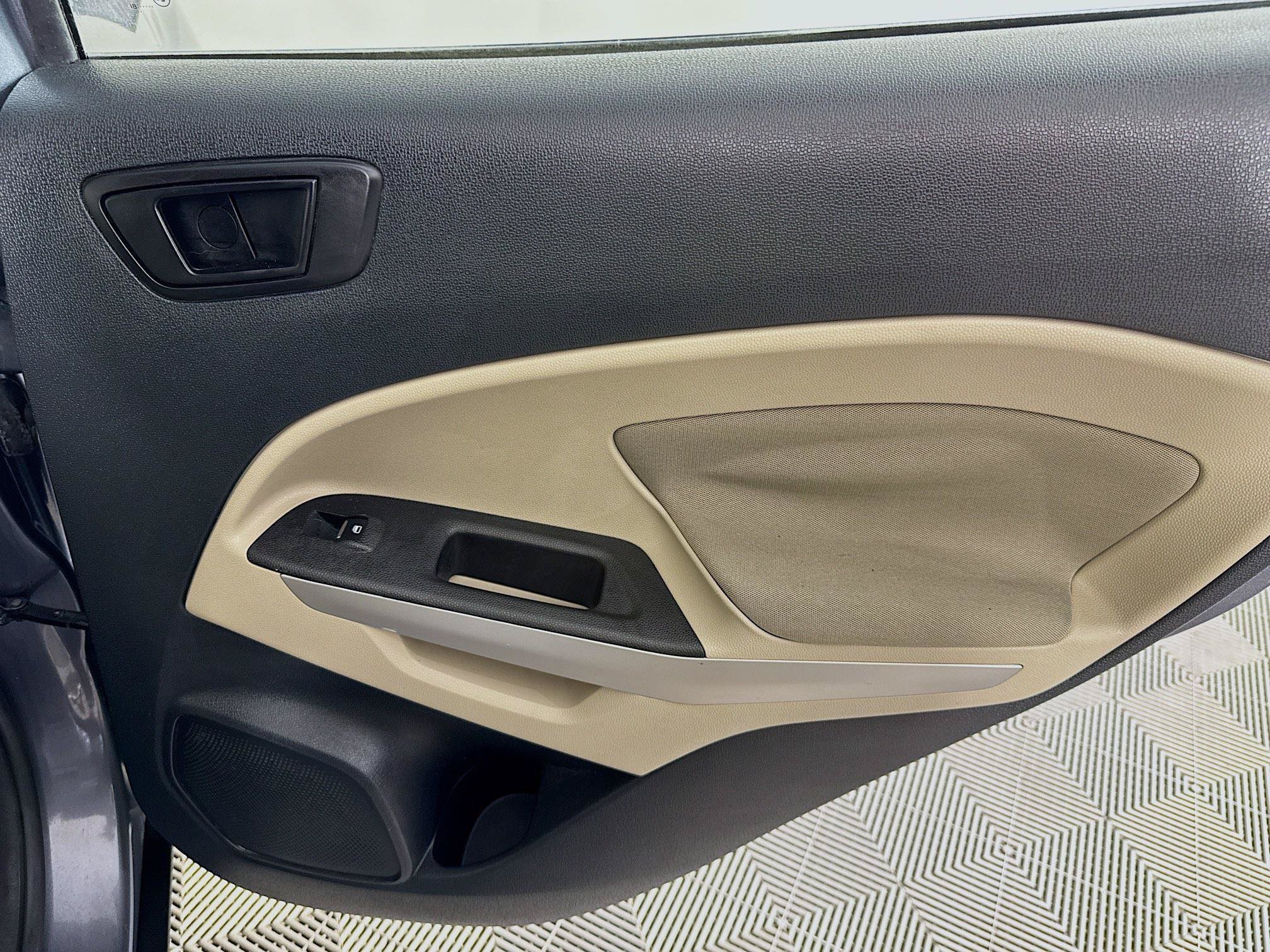 Used 2018 Ford EcoSport S FWD image 25