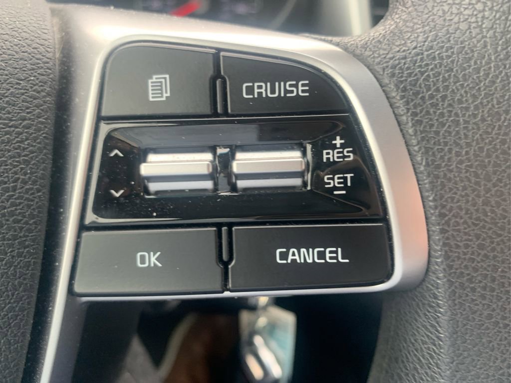 Used 2020 Kia Sorento LX image 24