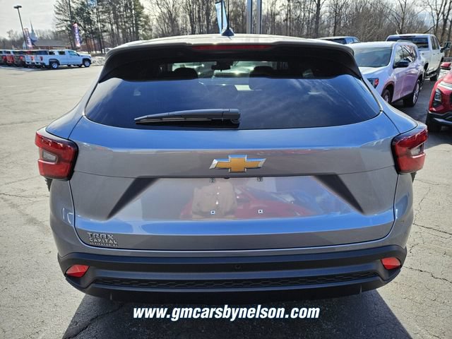 New 2026 Chevrolet Trax LS w/ LS Convenience Package FWD image 5
