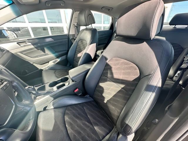 Used 2017 Hyundai Sonata Sport w/ Value Edition Package 02 image 7