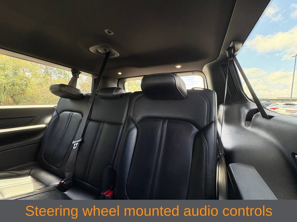 Certified 2024 Jeep Wagoneer L Series III w/ Flexible Seating Group AWD/4WD image 5