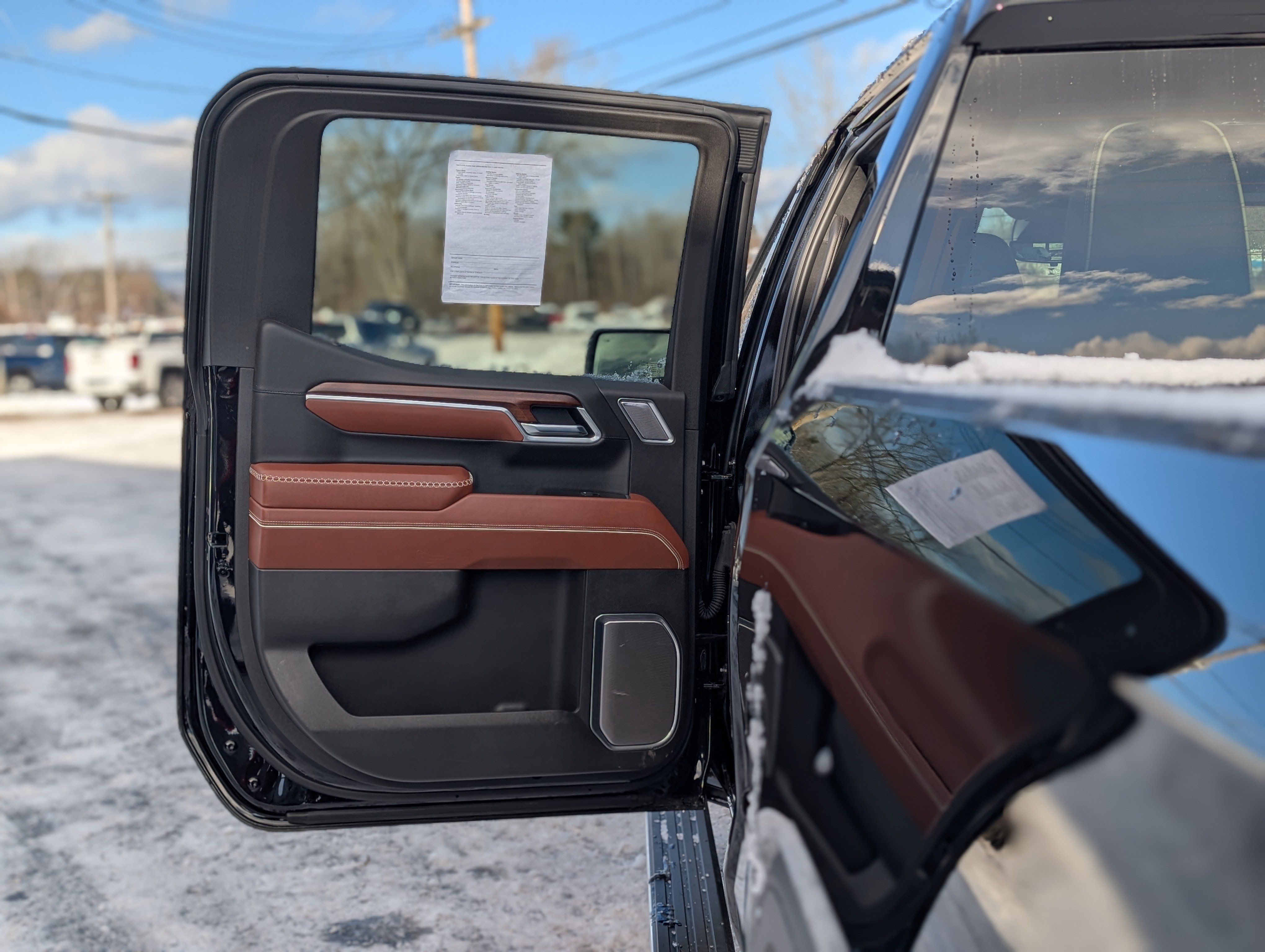 Used 2025 GMC Sierra 1500 Denali Ultimate image 42