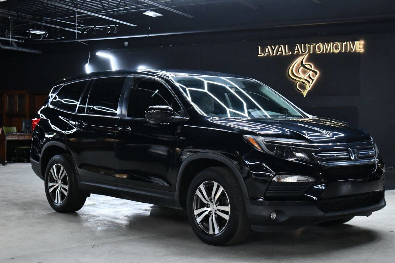 Used 2017 Honda Pilot EX image 2