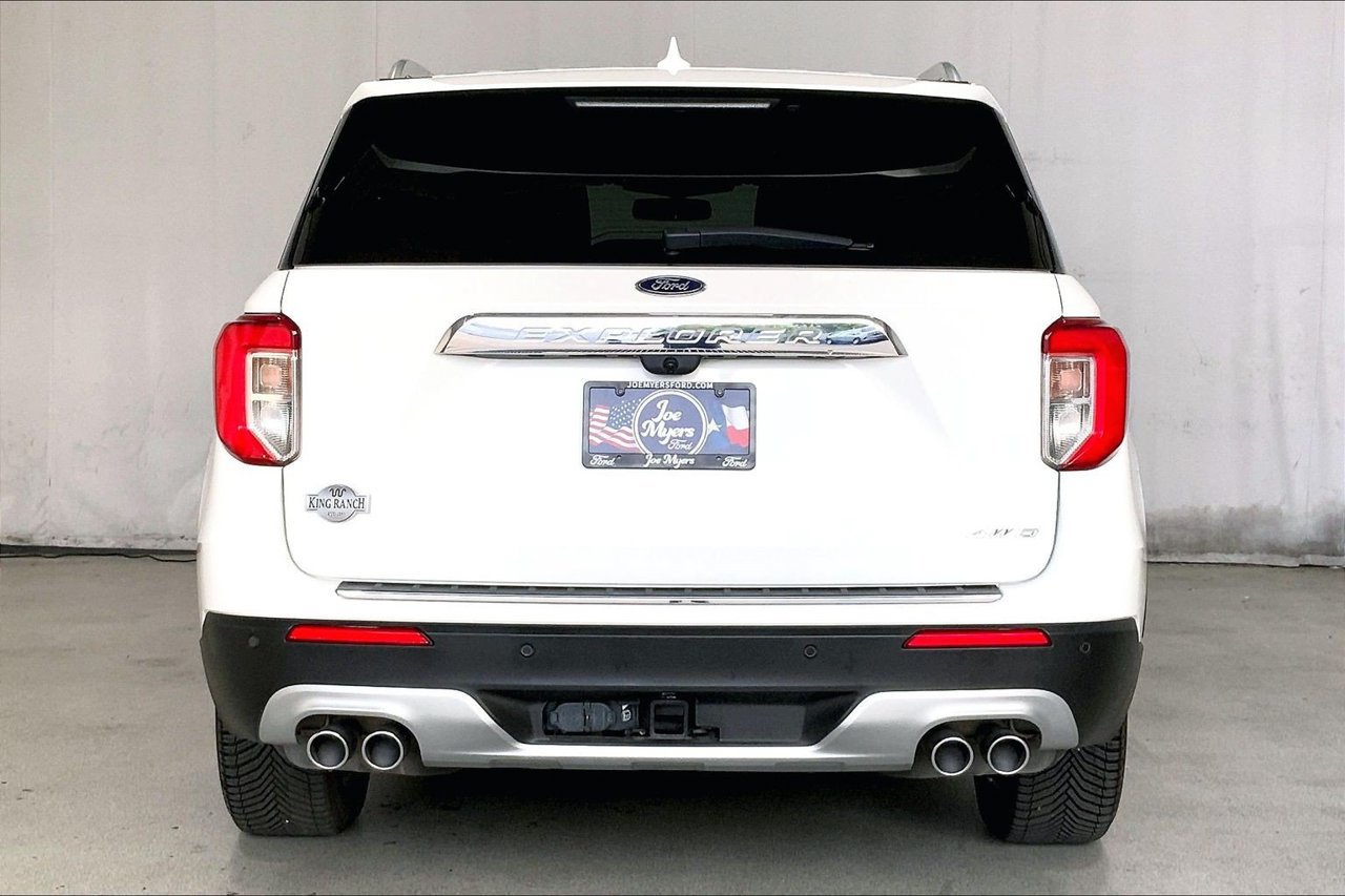 Used 2021 Ford Explorer King Ranch w/ Premium Technology Package AWD/4WD image 3