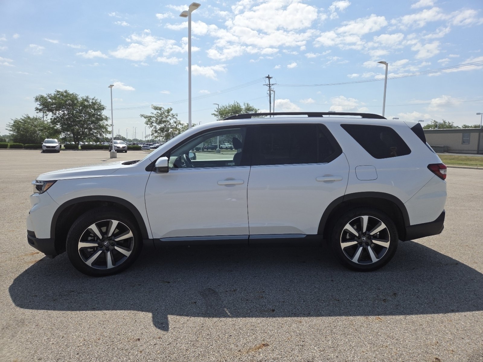 Used 2023 Honda Pilot Touring image 16