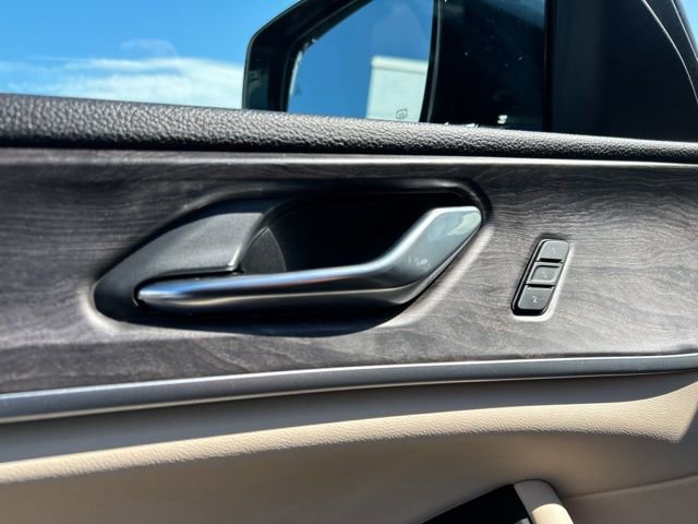 Used 2024 Jeep Grand Cherokee Limited w/ Black Appearance Package image 34