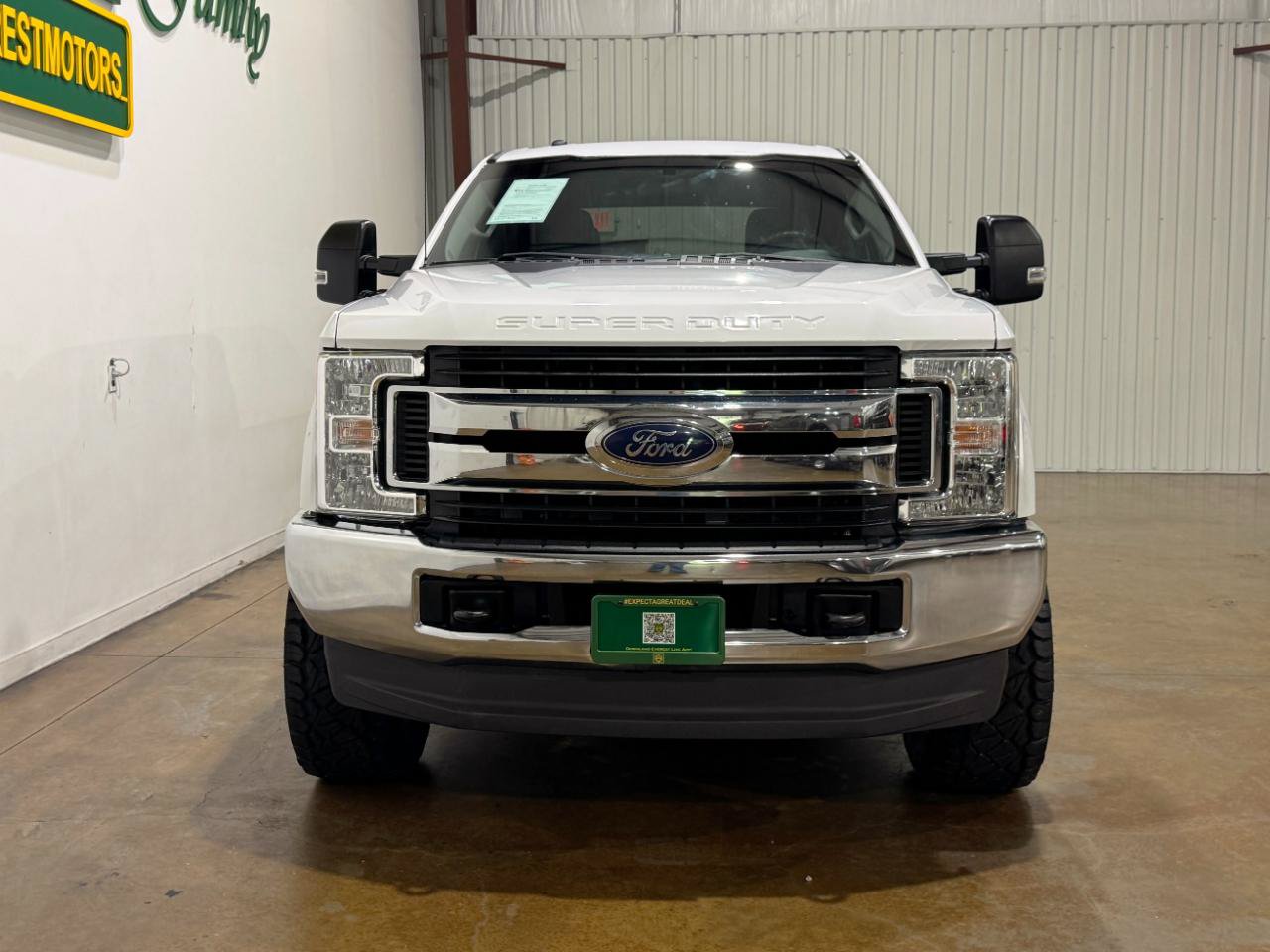 Used 2017 Ford F250 XLT AWD/4WD image 3