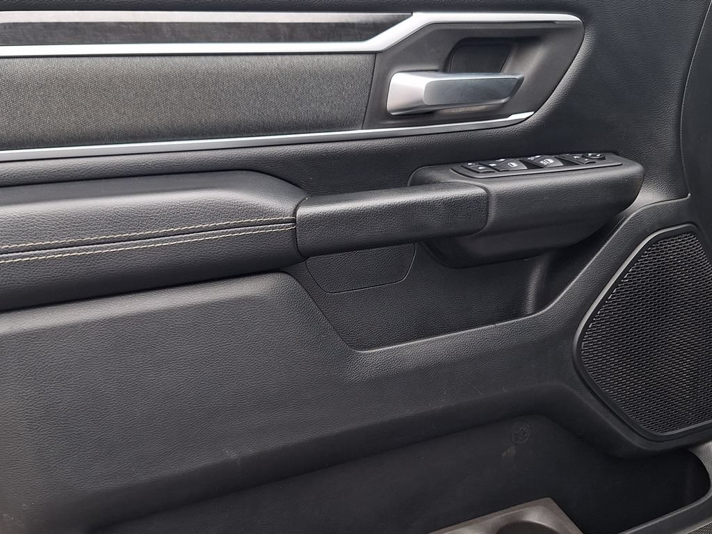 Used 2021 RAM 1500 Big Horn AWD/4WD image 9