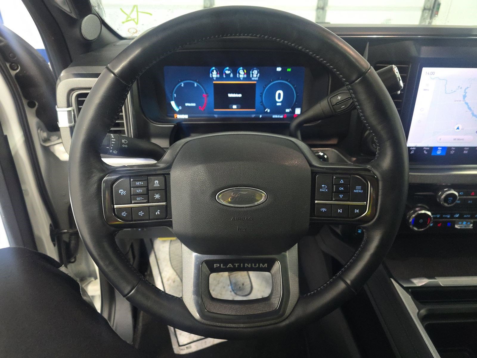 Used 2025 Ford F250 Platinum image 9