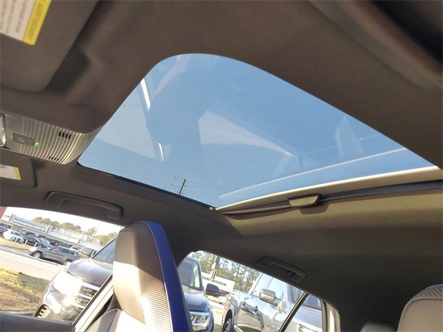 Certified 2024 Volkswagen Golf R image 19