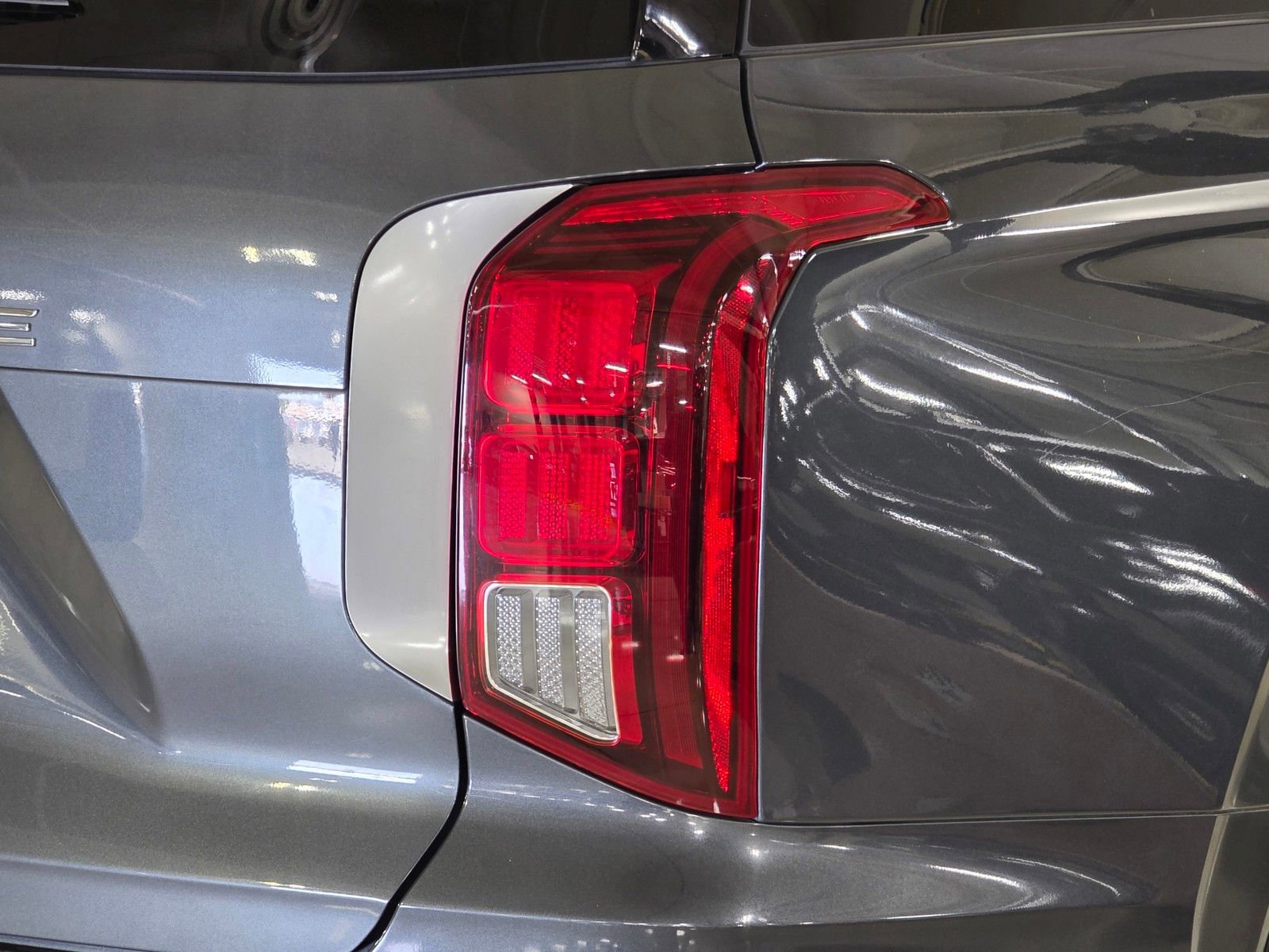 Used 2021 Hyundai Palisade SEL w/ Convenience Package image 11