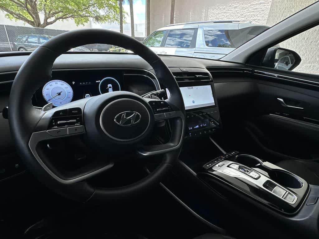 Used 2023 Hyundai Tucson Limited FWD image 13