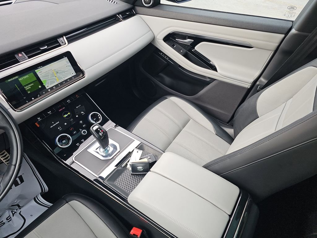 Used 2020 Land Rover Range Rover Evoque First Edition image 29