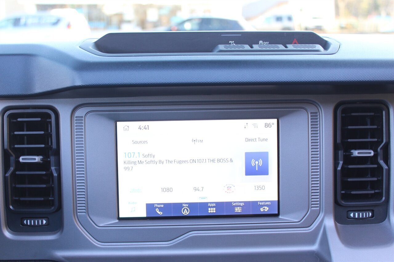 Used 2023 Ford Bronco Outer Banks image 7