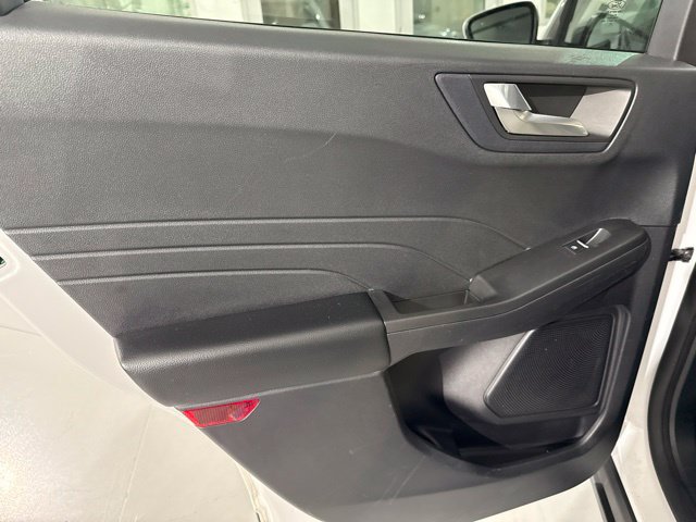 Used 2022 Ford Escape SEL AWD/4WD image 18