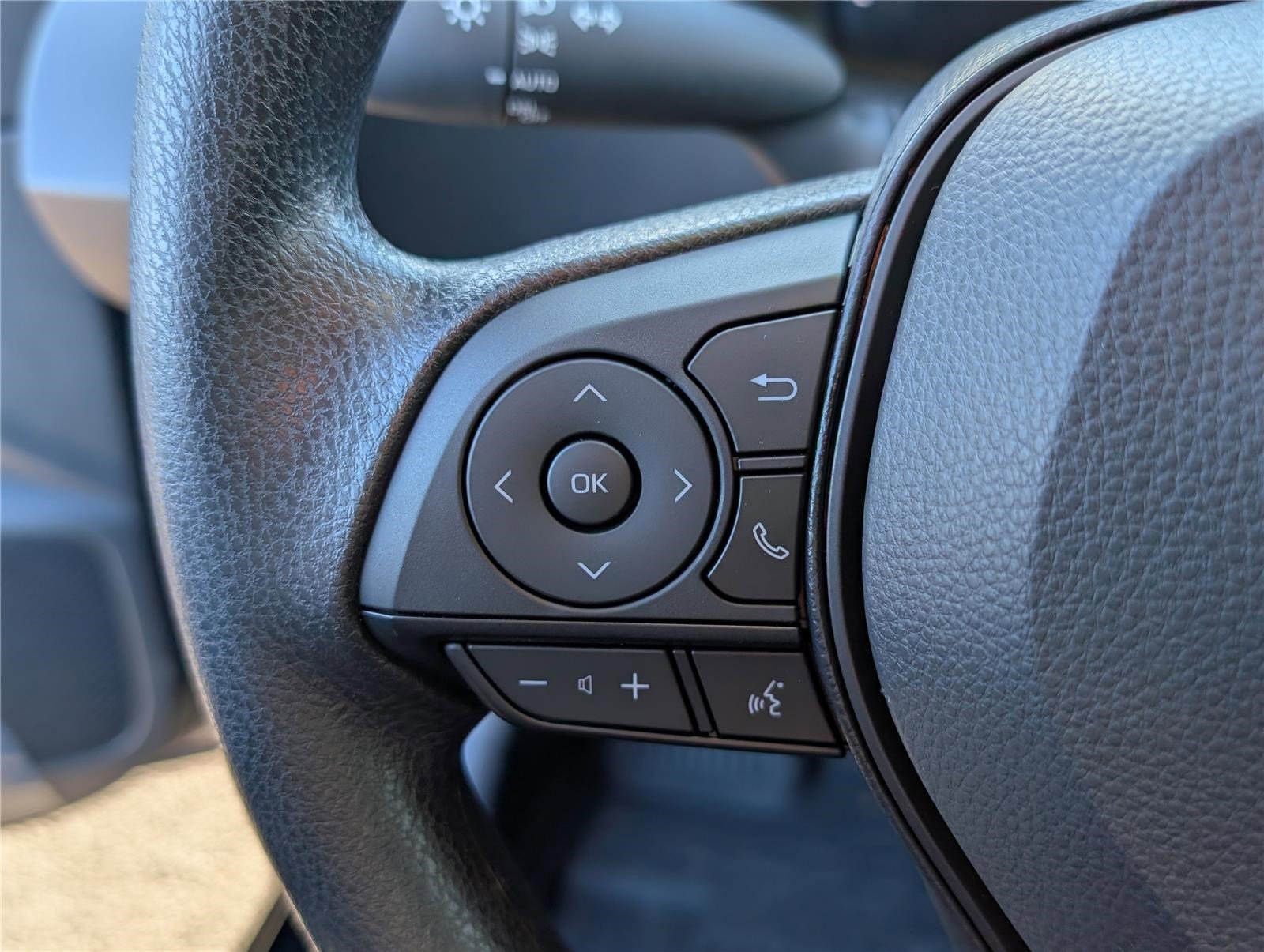 Used 2026 Toyota Corolla LE image 19