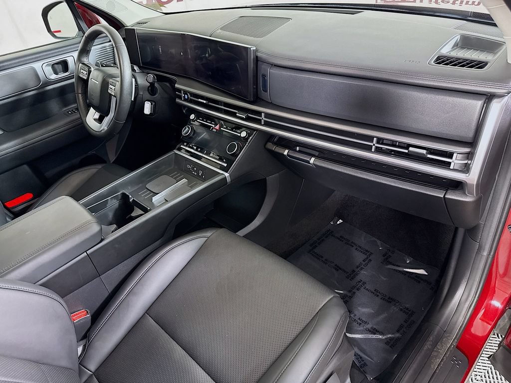 Certified 2025 Hyundai Santa Fe SEL AWD/4WD image 32