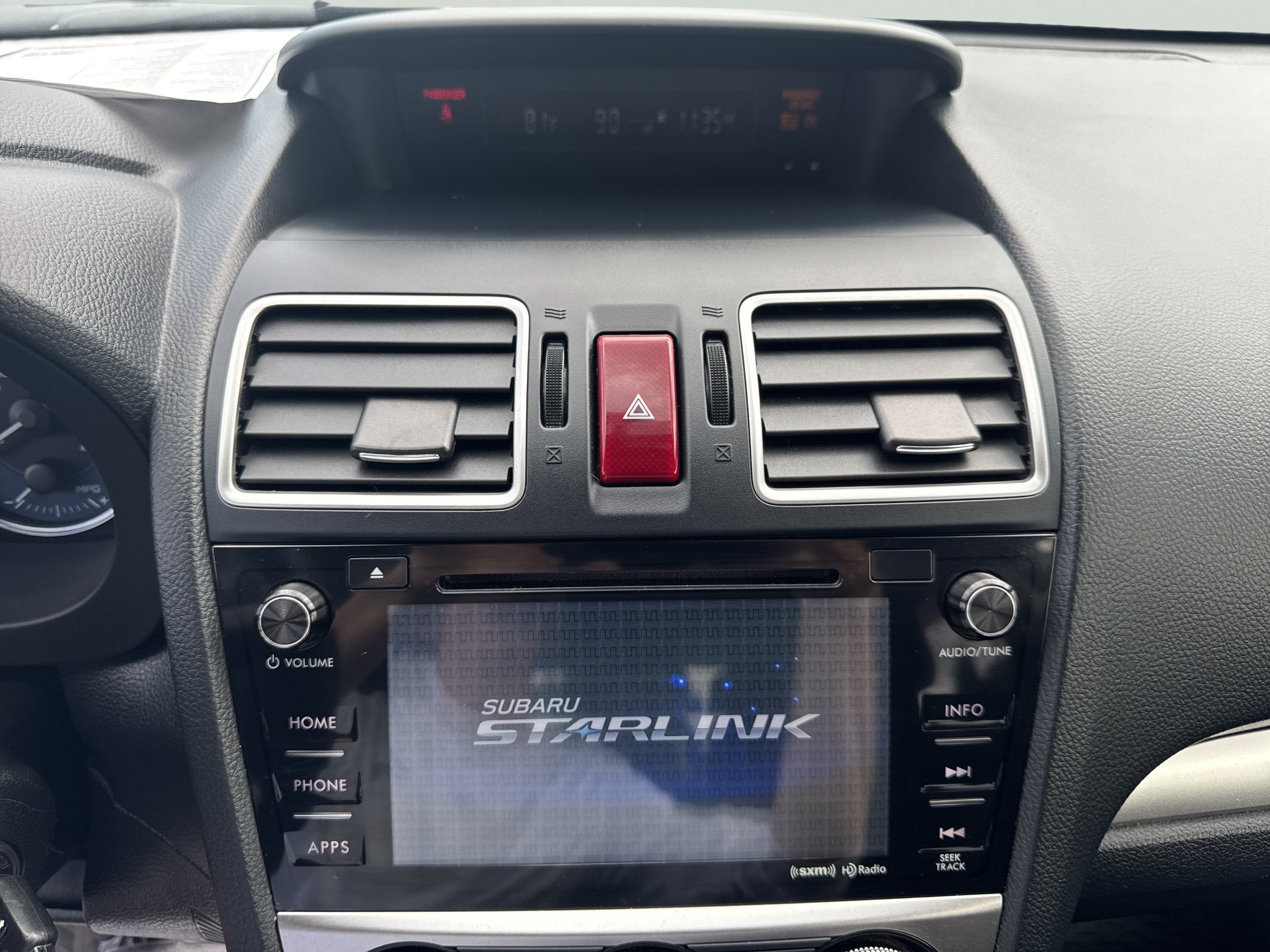 Used 2016 Subaru Crosstrek 2.0i Premium AWD/4WD image 16