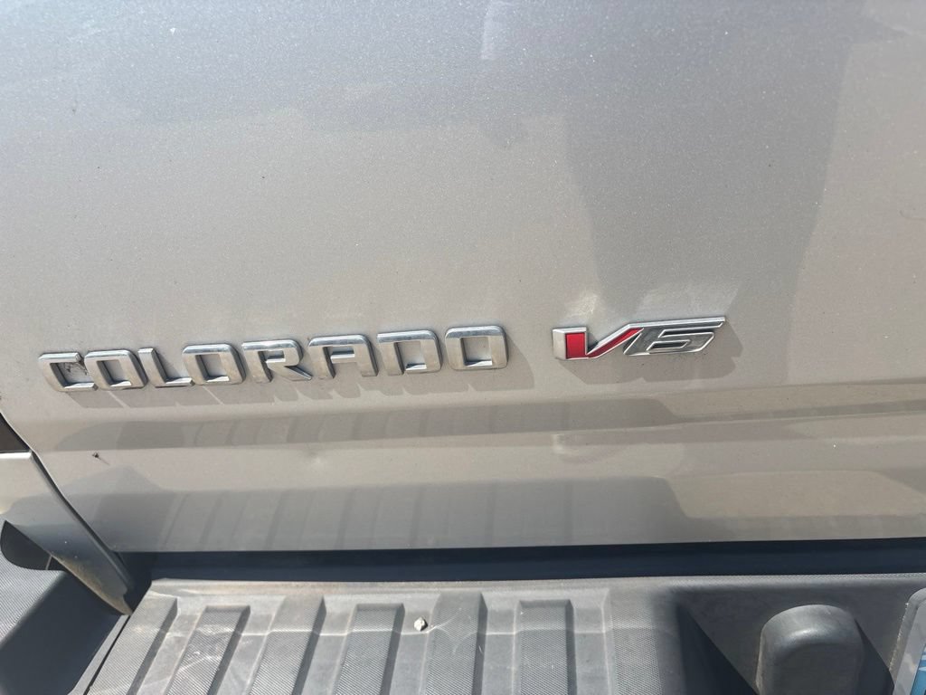 Used 2017 Chevrolet Colorado W/T w/ WT Convenience Package RWD image 8