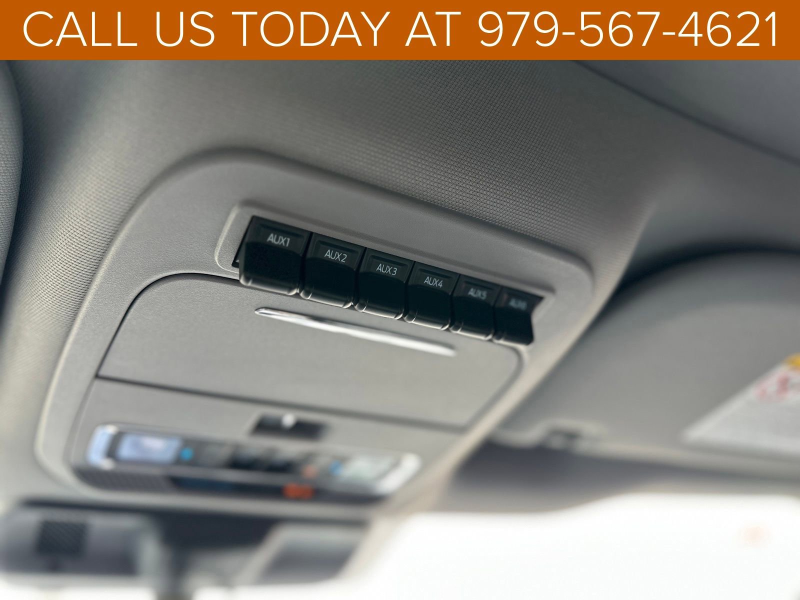 New 2025 Ford F250 Lariat w/ FX4 Off-Road Package image 10