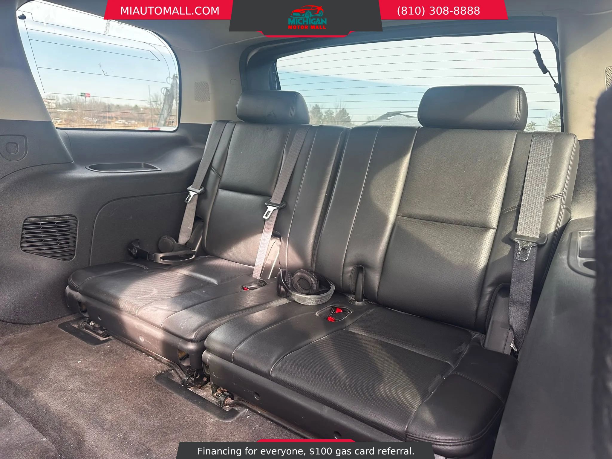 Used 2010 Cadillac Escalade Luxury image 25