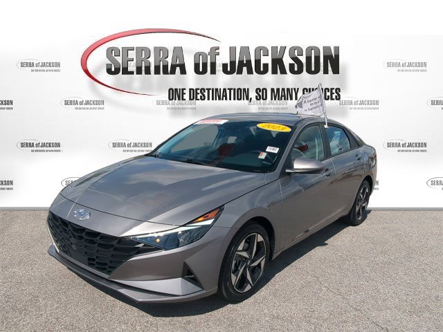 Used 2023 Hyundai Elantra SEL w/ Convenience Package image 5