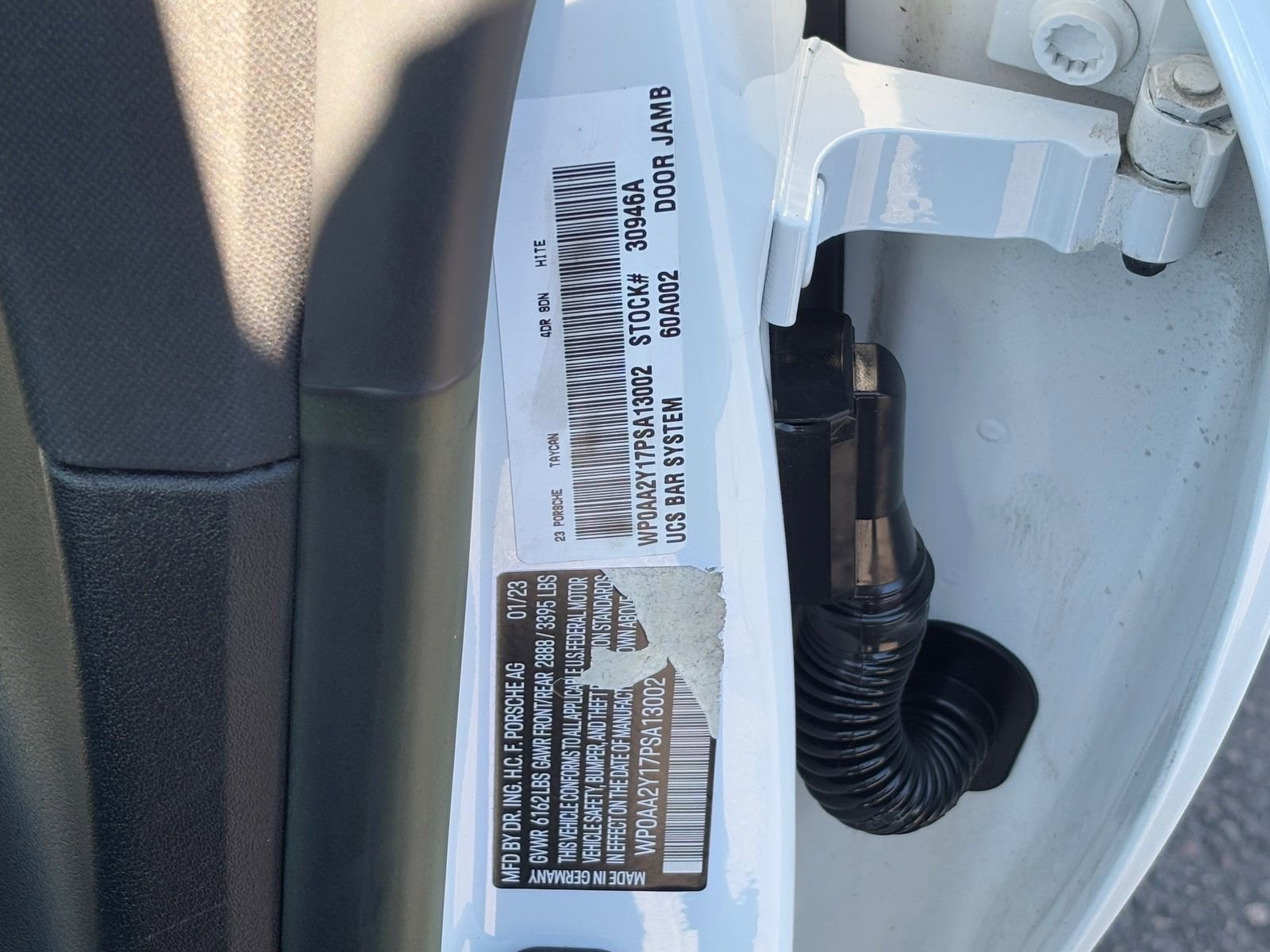 Used 2023 Porsche Taycan image 33