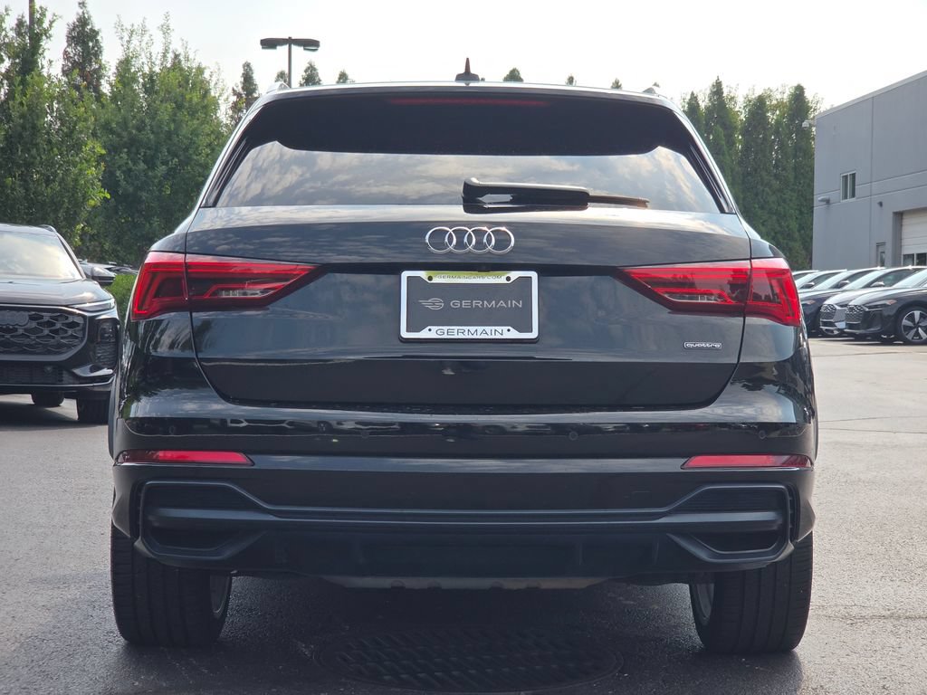 Used 2020 Audi Q3 2.0T Premium Plus AWD/4WD image 22