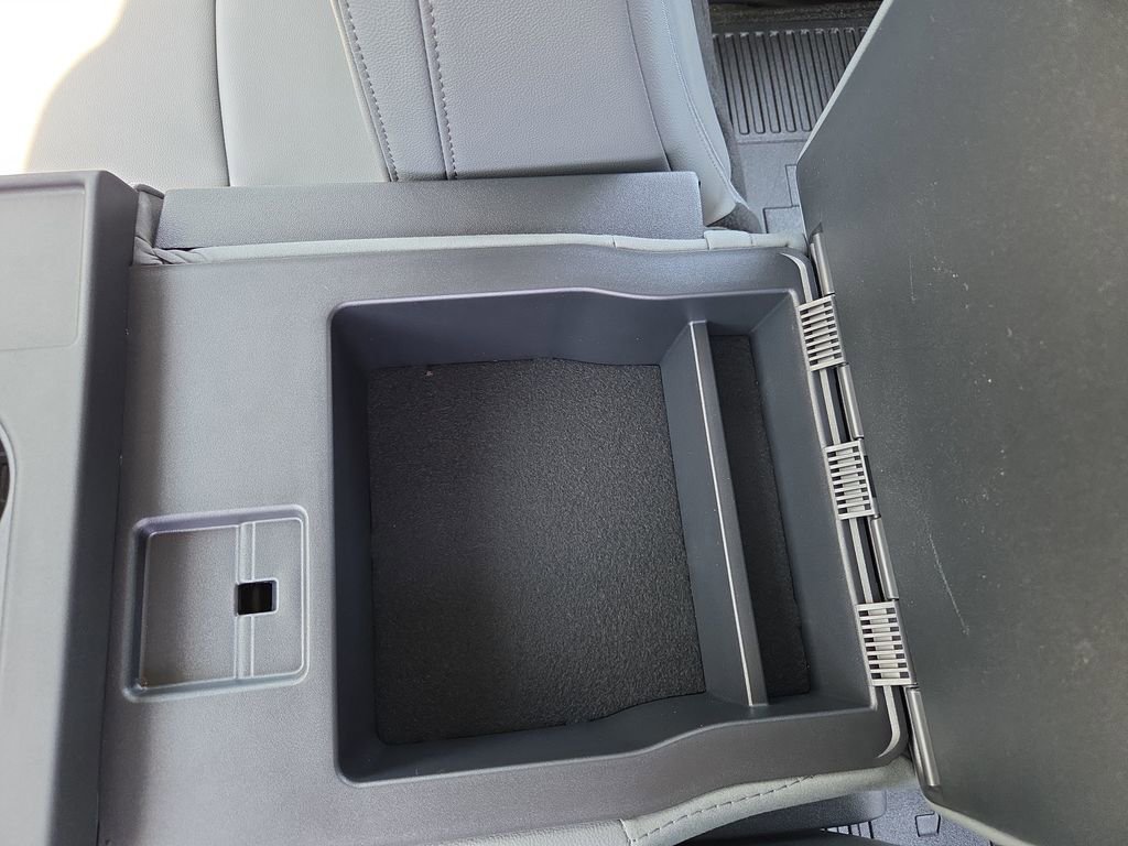 New 2024 Ford F450 XL image 28