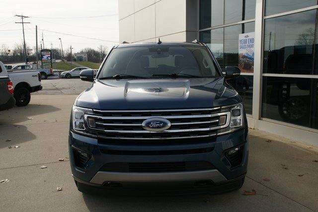 Used 2020 Ford Expedition XLT w/ Equipment Group 202A image 6