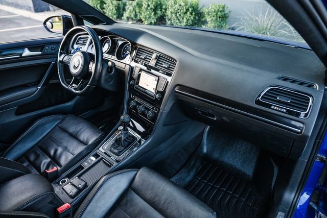 Used 2015 Volkswagen Golf R 4-Door AWD/4WD image 20