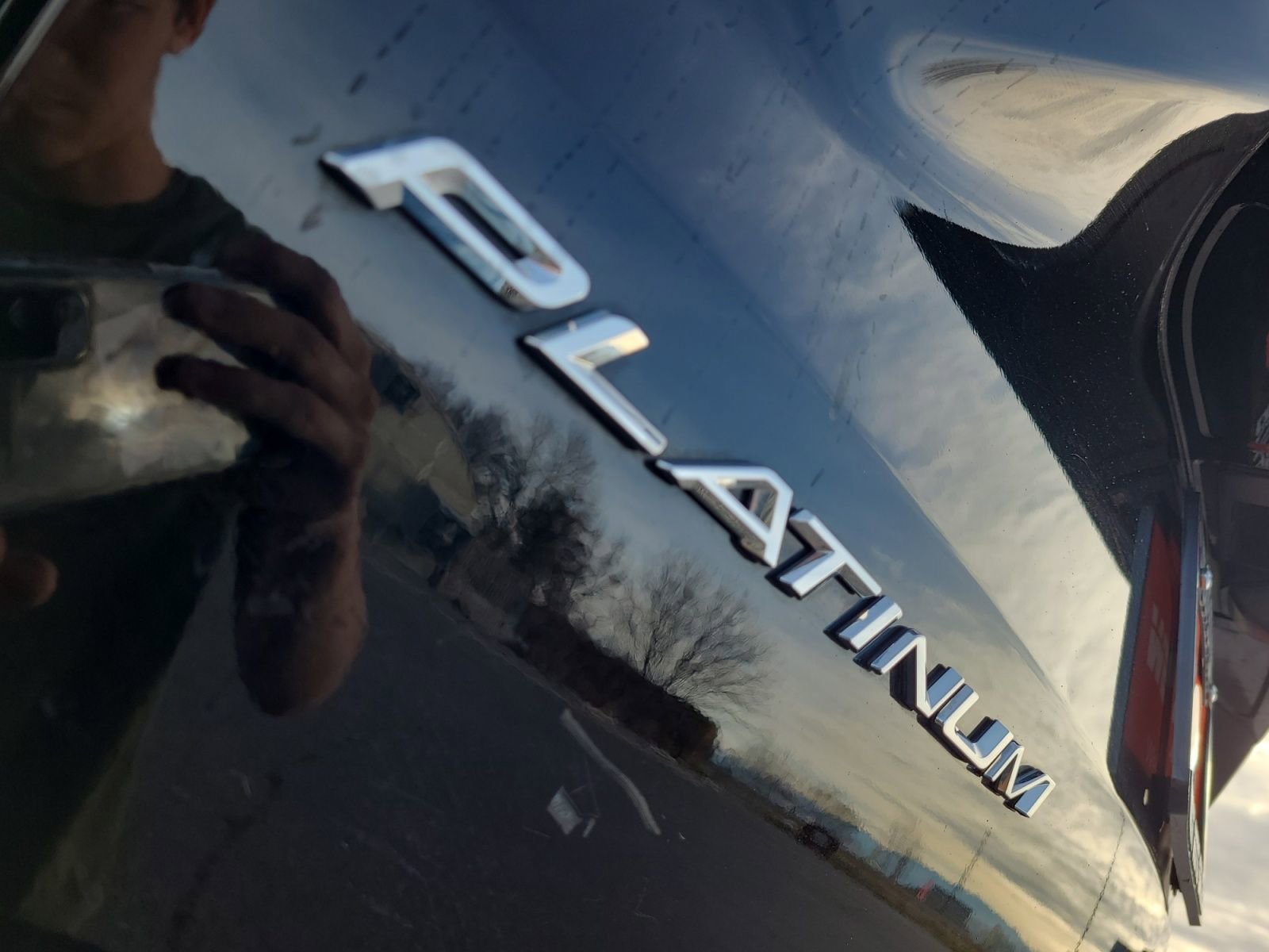 Used 2023 Ford Escape Platinum w/ Premium Technology Package image 18