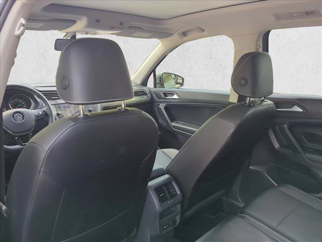 Used 2021 Volkswagen Tiguan SE w/ Panoramic Sunroof Package FWD image 24