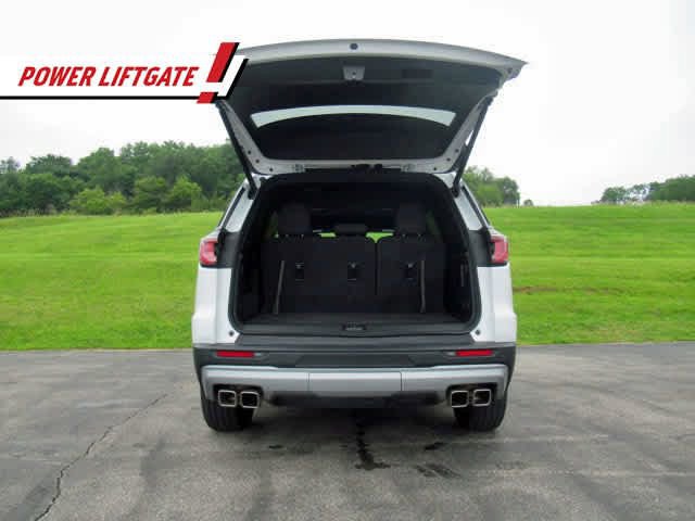 Used 2025 GMC Acadia Elevation image 27