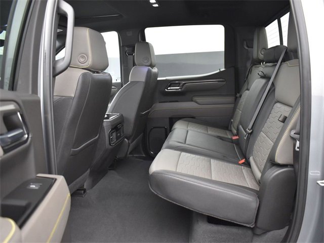 Used 2024 Chevrolet Silverado 1500 ZR2 w/ Technology Package image 7