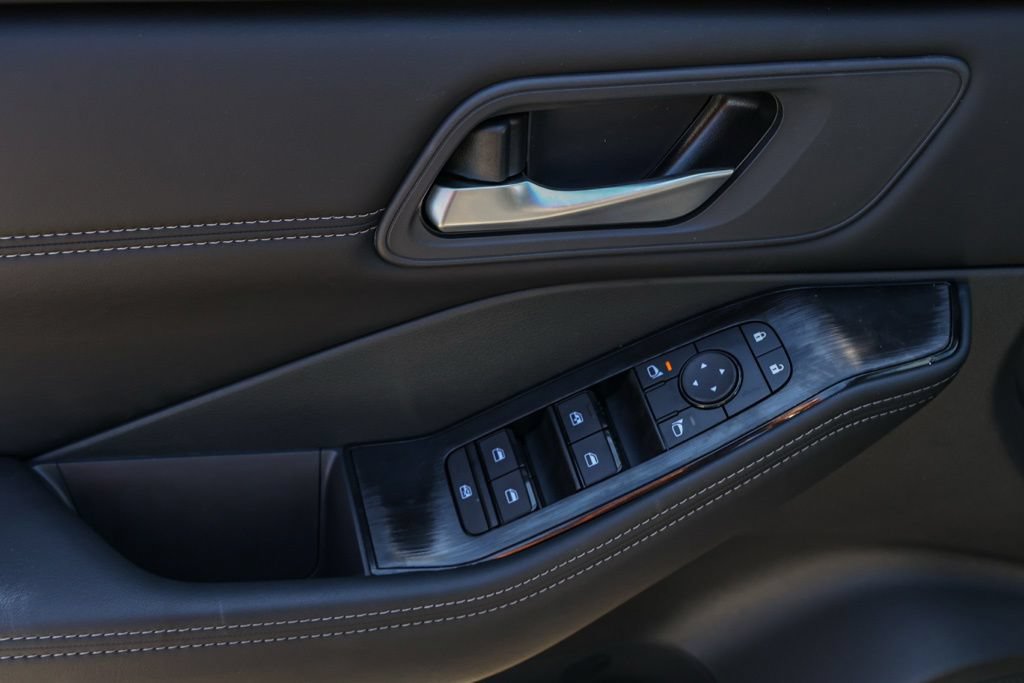 New 2026 Nissan Rogue Dark Armor FWD image 24